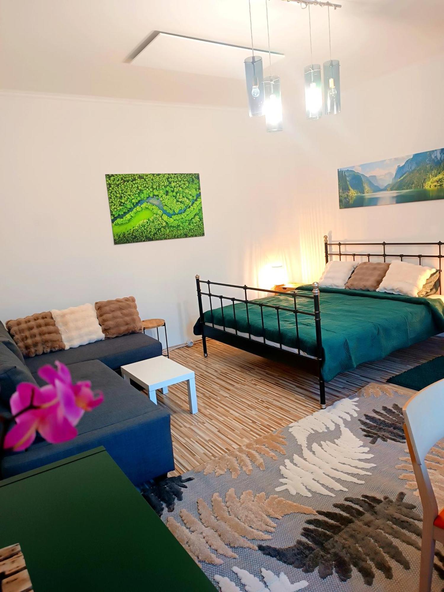 Family Apartments Center Of Muerzzuschlag Extérieur photo